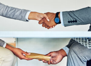 Off-Shore ve paravan şirketler